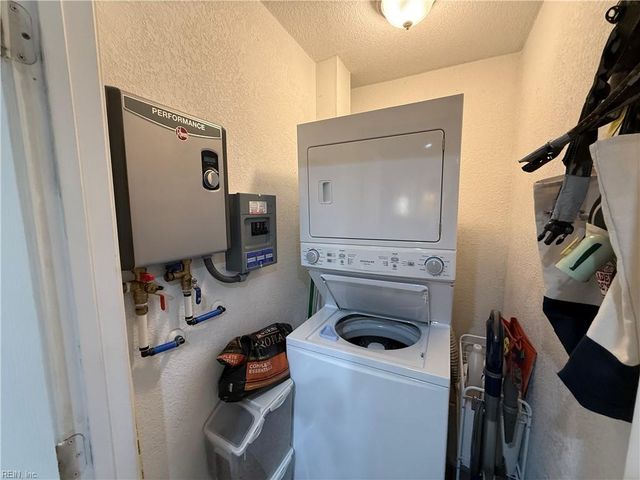5397 Shell RD, Virginia Beach, VA 23455