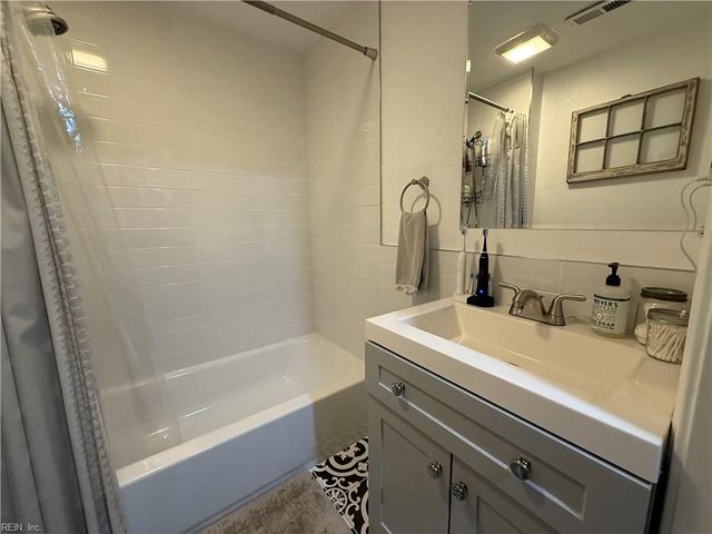 5397 Shell RD, Virginia Beach, VA 23455