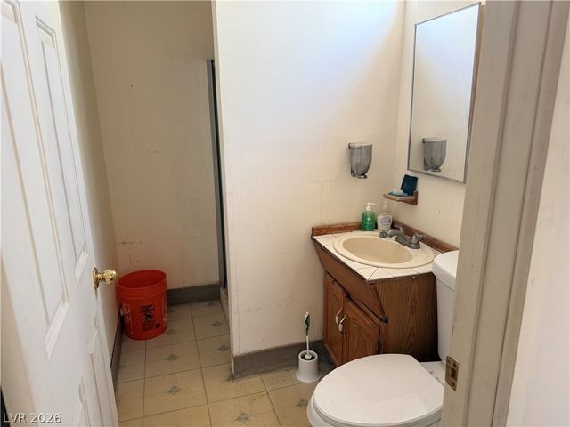 1391 West Dyer Road, Pahrump, NV 89048