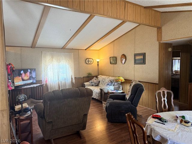 1391 West Dyer Road, Pahrump, NV 89048