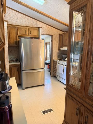 1391 West Dyer Road, Pahrump, NV 89048