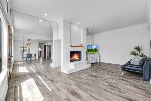 2215 Molino Avenue B, Signal Hill, CA 90755