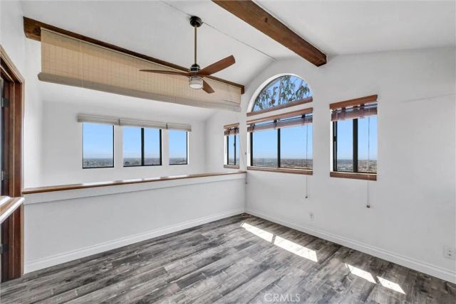 2215 Molino Avenue B, Signal Hill, CA 90755