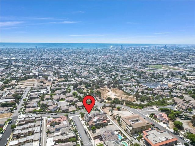 2215 Molino Avenue B, Signal Hill, CA 90755