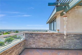 2215 Molino Avenue B, Signal Hill, CA 90755