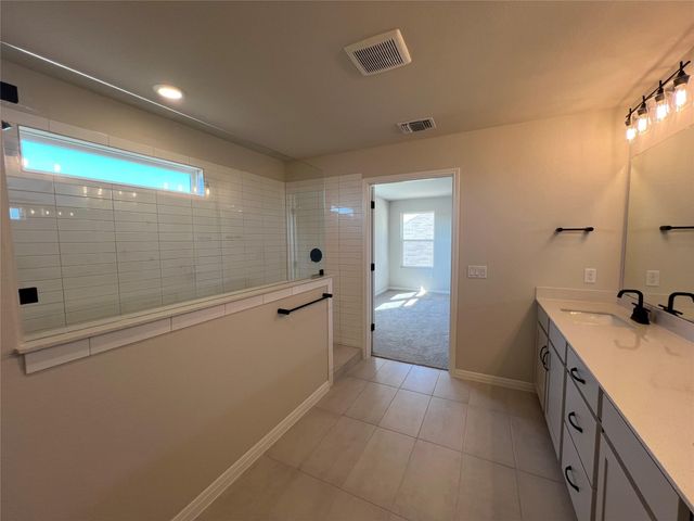 306 Willow Heights DR, Hutto, TX 78634