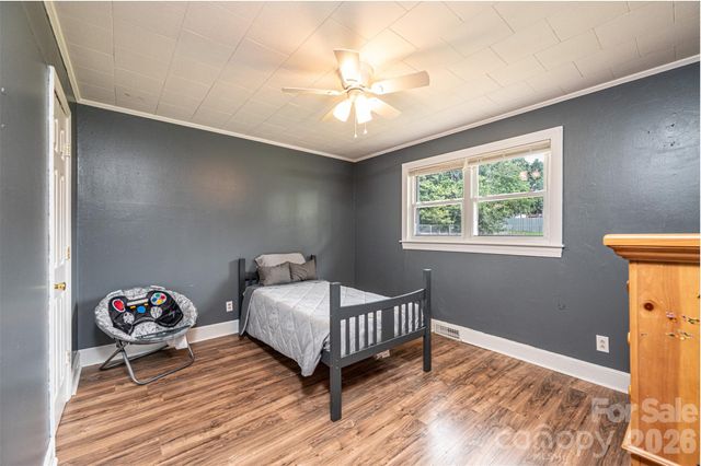 108 Merrywood Drive, Lenoir, NC 28645