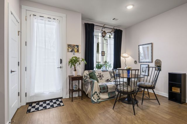 600 E Trinity Ln Unit 118, Nashville, TN 37207