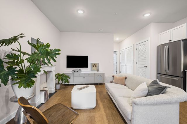 600 E Trinity Ln Unit 118, Nashville, TN 37207