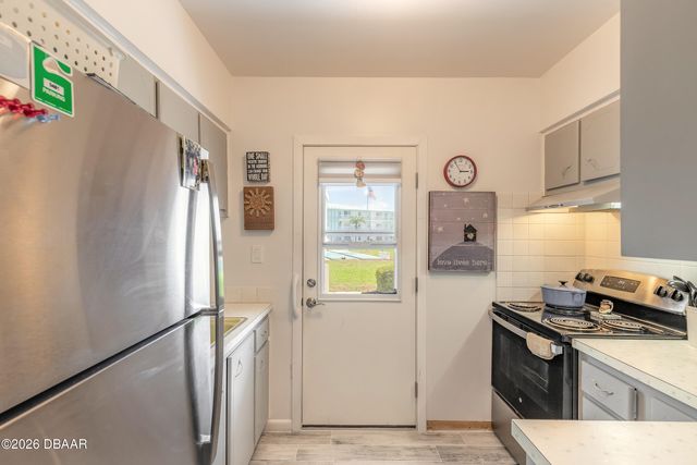 3015 N Halifax Ave Apt C7, Daytona Beach, FL 32118