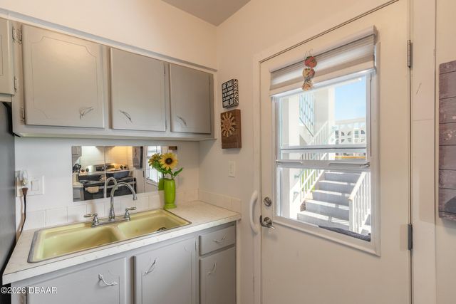 3015 N Halifax Ave Apt C7, Daytona Beach, FL 32118