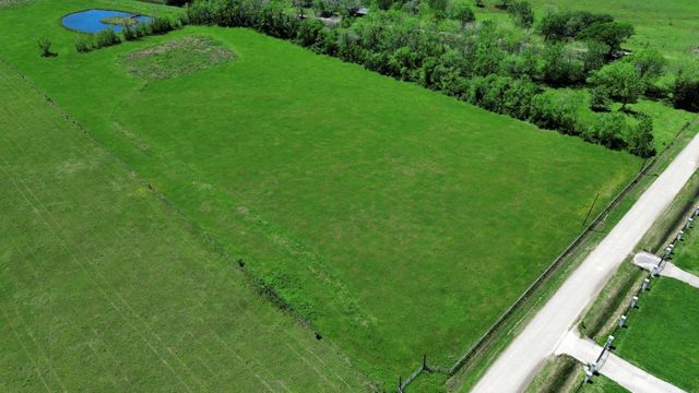 8205 County Road 605, Dayton, TX 77535