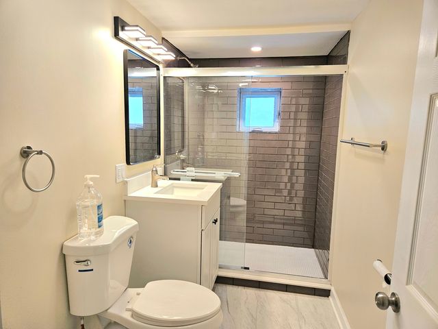 1922 Elmwood Avenue, Berwyn, IL 60402