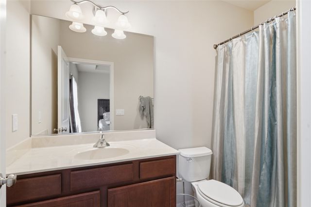 1717 90th Street, West Des Moines, IA 50266