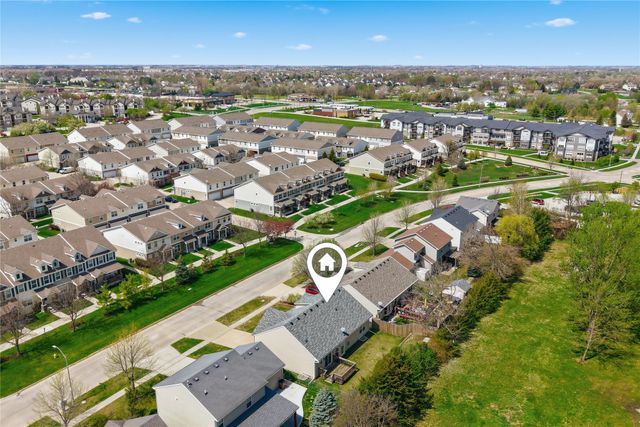 1717 90th Street, West Des Moines, IA 50266