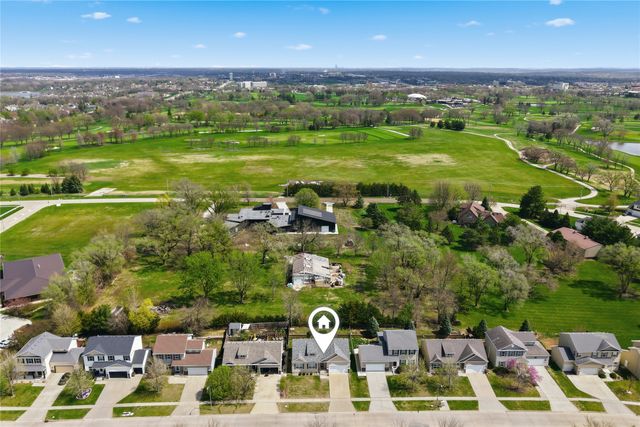 1717 90th Street, West Des Moines, IA 50266