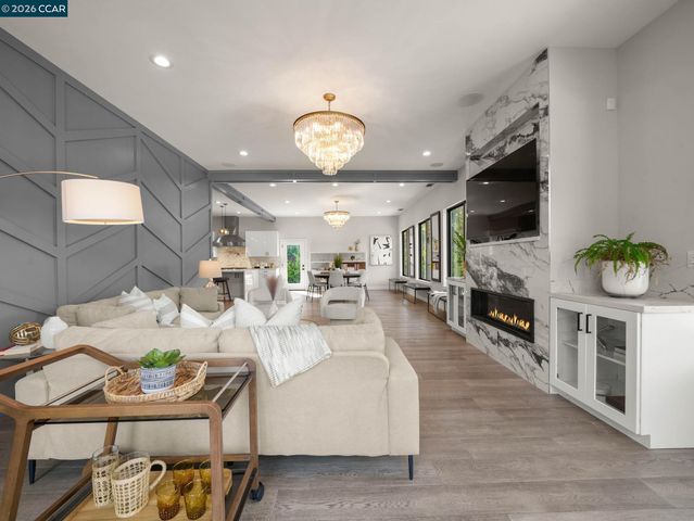 40 Mcguire Dr, Walnut Creek, CA 94596