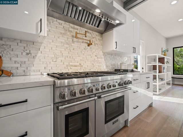 40 Mcguire Dr, Walnut Creek, CA 94596
