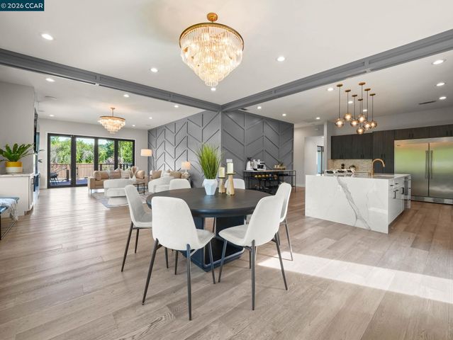 40 Mcguire Dr, Walnut Creek, CA 94596
