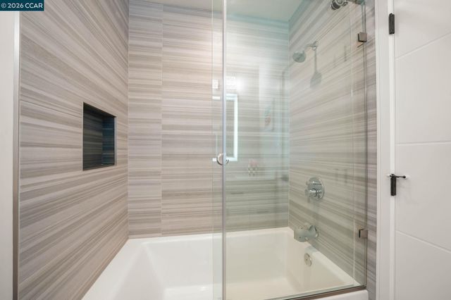 40 Mcguire Dr, Walnut Creek, CA 94596