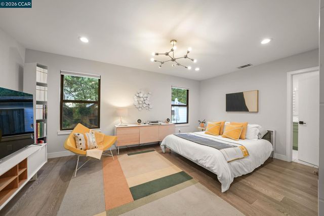 40 Mcguire Dr, Walnut Creek, CA 94596