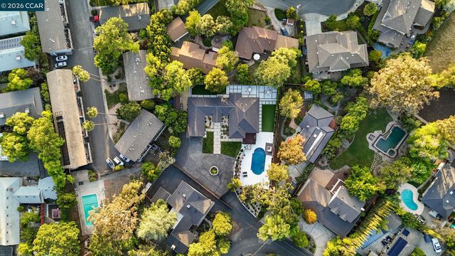 40 Mcguire Dr, Walnut Creek, CA 94596
