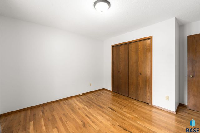 4305 S Highland Ave Avenue, Sioux Falls, SD 57103