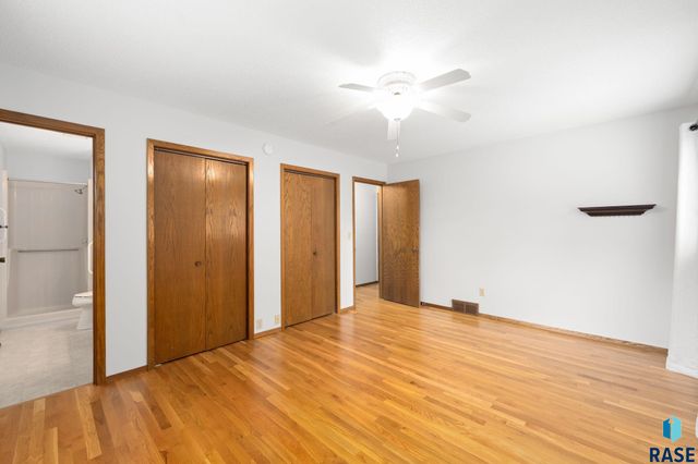 4305 S Highland Ave Avenue, Sioux Falls, SD 57103