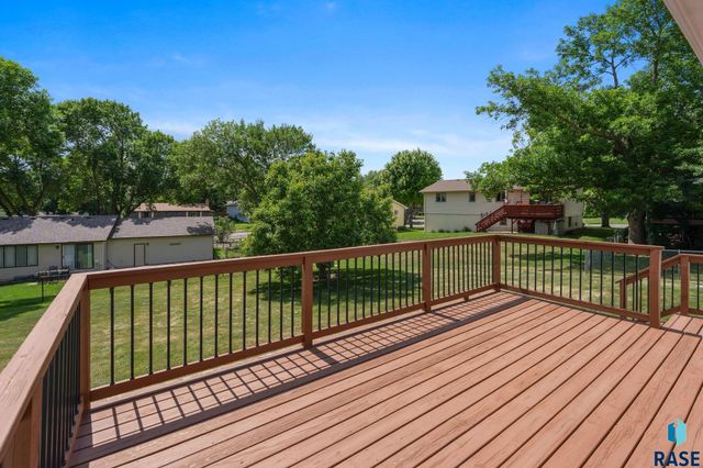 4305 S Highland Ave Avenue, Sioux Falls, SD 57103