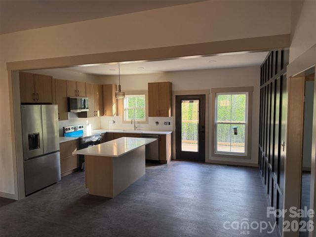 98 Lexxi Lane, Tryon, NC 28782