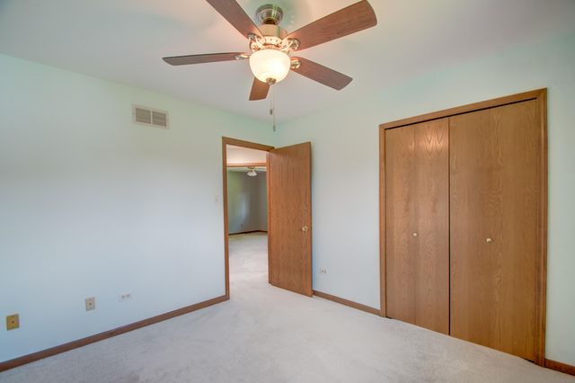 13100 Snowberry Lane, St. John, IN 46373