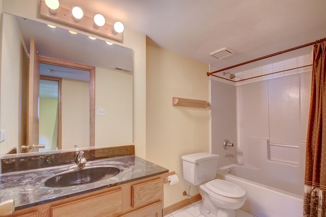 13100 Snowberry Lane, St. John, IN 46373