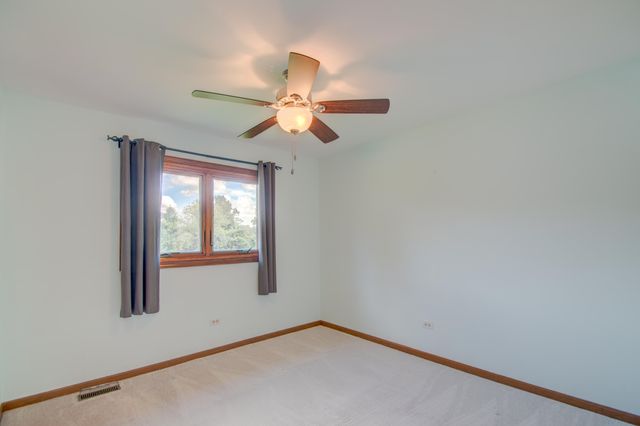 13100 Snowberry Lane, St. John, IN 46373