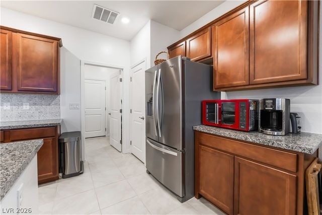 10216 Chrysolite Place, Las Vegas, NV 89143