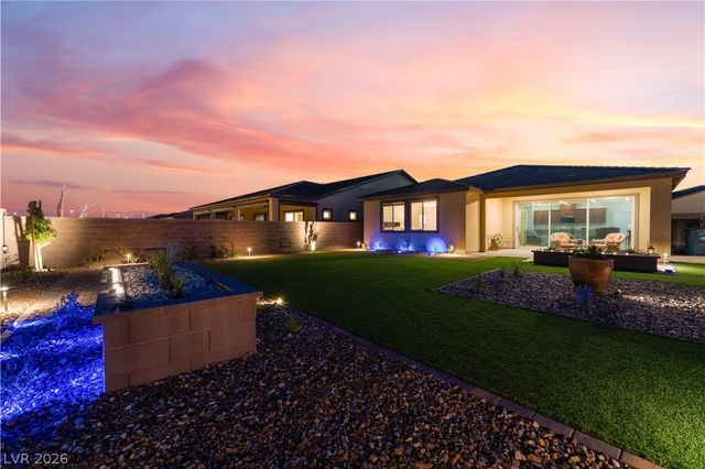 10216 Chrysolite Place, Las Vegas, NV 89143