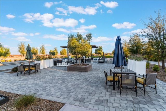 10216 Chrysolite Place, Las Vegas, NV 89143