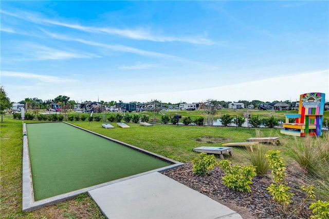 327 Sovereign ST, Punta Gorda, FL 33982