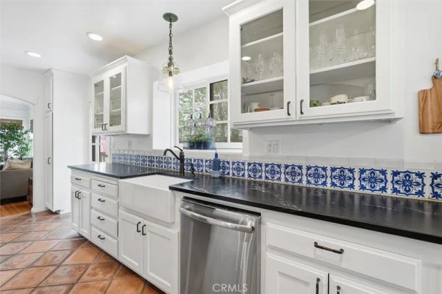 3736 Lemon, Long Beach, CA 90807