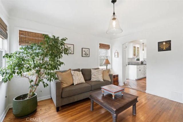 3736 Lemon, Long Beach, CA 90807