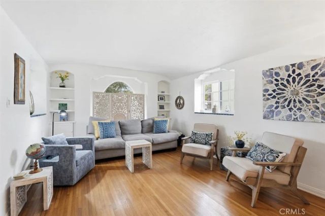 3736 Lemon, Long Beach, CA 90807