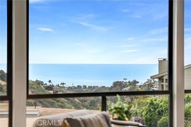 1450 Terrace Way, Laguna Beach, CA 92651