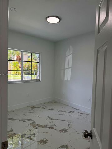 3401 NE 4th Street, Homestead, FL 33033