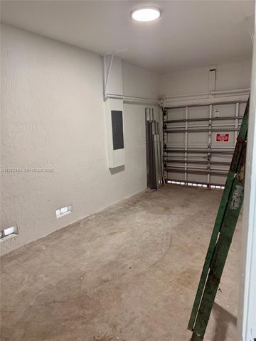3401 NE 4th Street, Homestead, FL 33033