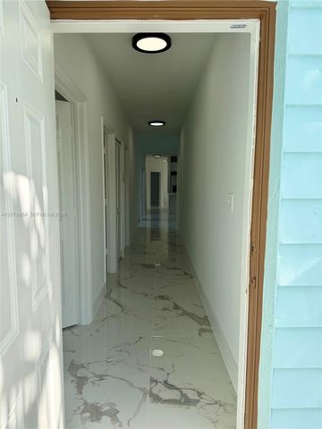 3401 NE 4th Street, Homestead, FL 33033