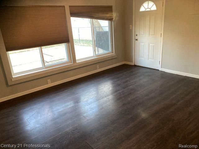 2118 Milverton Drive, Troy, MI 48083