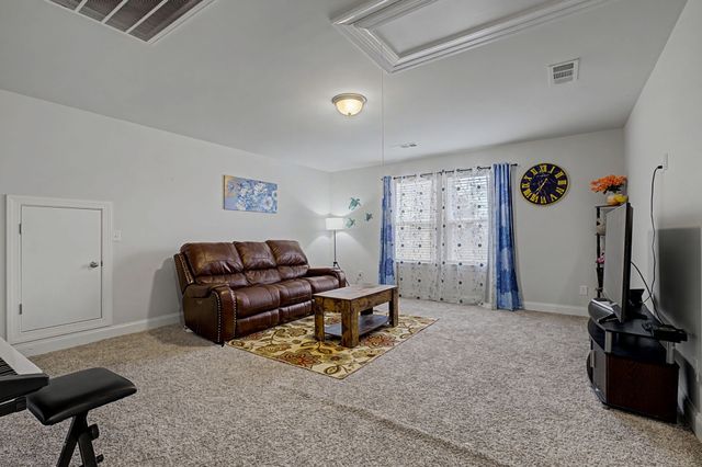 1103 Holland Ridge Way, Lebanon, TN 37090