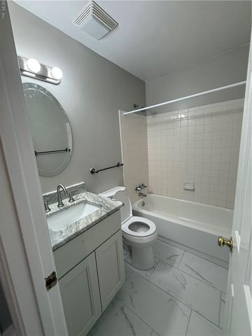 2642 Meadows LNDG, Chesapeake, VA 23321