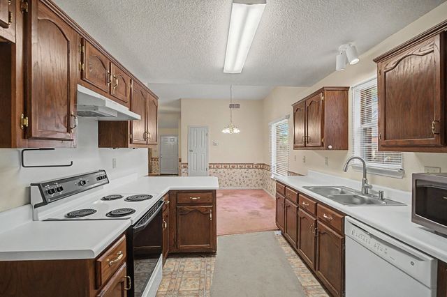 5442 KAYLA DR, Southaven, MS 38671