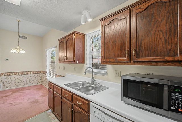 5442 KAYLA DR, Southaven, MS 38671