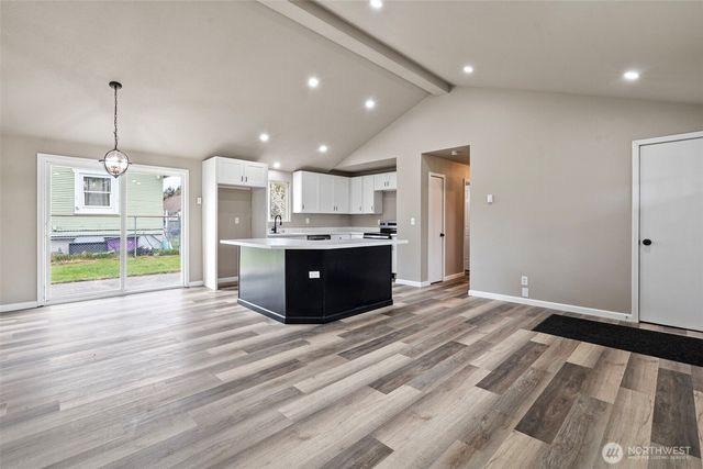 14101 10th Avenue S, Tacoma, WA 98444